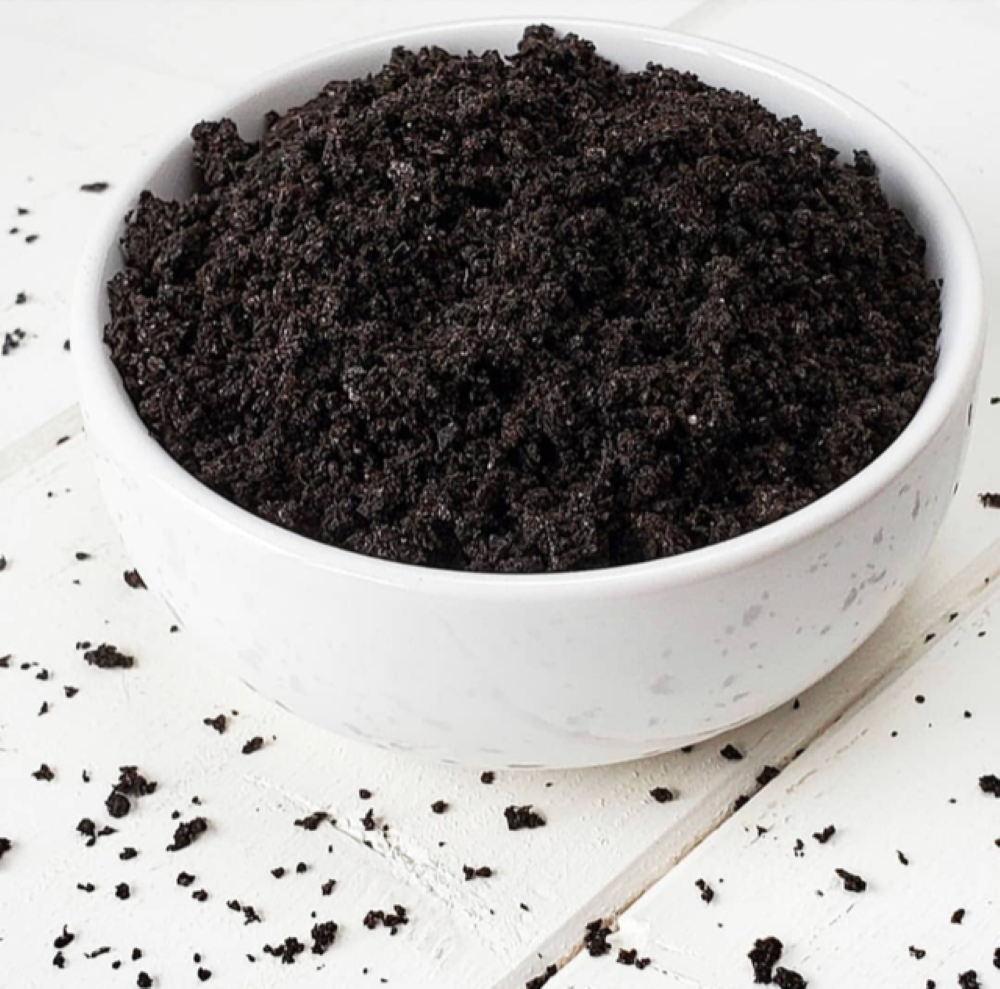 Oreo Cookie Crumbs by Nicole Downs ( @ohmyketo )